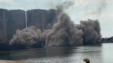 Photo of انهيار الاهراءات تابع.. إخلاء مركز الدفاع المدني وفوج الإطفاء!