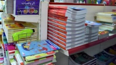 Photo of عجز عن شراء الكتب الجديدة والبحث جارٍ عن “المستعمل”