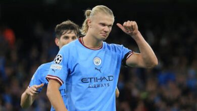 Photo of هالاند يحظى بجائزة جديدة في الدوري الإنجليزي
