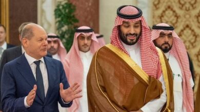 Photo of ولي العهد السعودي يستقبل المستشار الألماني شولتس في جدة