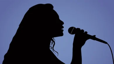 Photo of ممثلة عربية تعلن دخولها عالم الغناء: “ما بدي حدا يقلي هلق جاية تغني” (فيديو)