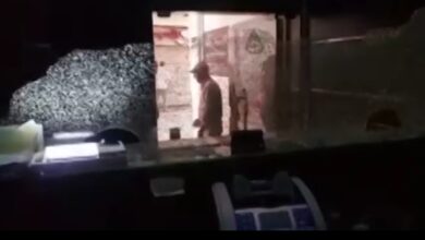 Photo of بالفيديو: إحباط محاولة سطو مسلّح على شركة صرافة
