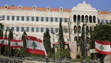 Photo of الحكومة مجمدة.. والرئاسة في حلقة مفرغة