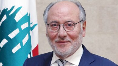 Photo of الحلبي اتصل بوالد الطالبة ماغي محمود معزيًا