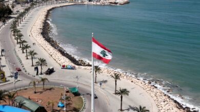 Photo of العناية الإلهيّة تُنقذ عائلة في صور من كارثة.. ماذا حصل؟