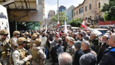 Photo of لقاء بين العسكريين المتقاعدين وسلامة… ومهلة حتى الإثنين