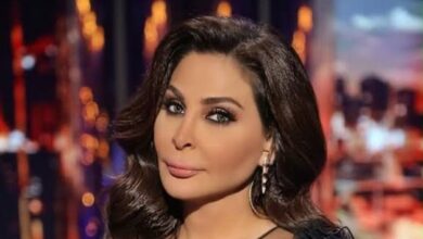 Photo of تصدرت الفنانة إليسا التريند بعد أنباء خطوبتها من شاب وهي في عمر ٥٠، مما جعلها تتصدر ترند مؤشرات جوجل.