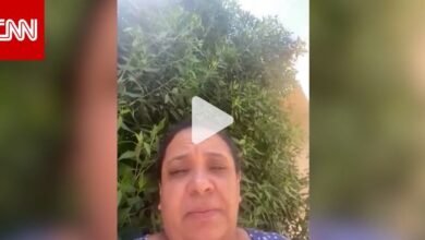 Photo of “منزلنا ضُرب بصاروخ”.. سيدة سودانية تروي قصة الهروب من الخرطوم