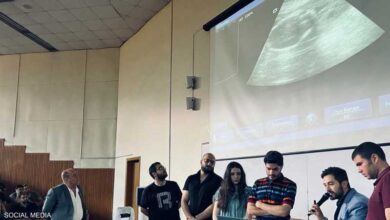 Photo of دخلت محاضرة جامعية بغرض إفادة الطلاب.. لتصدم بجنينها متوفيا