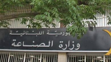 Photo of “حرب تعاميم” تسبق توقيف جدعون…