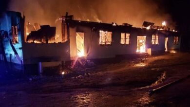 Photo of مصرع 19 شابا في حريق في مهاجع مدرسة في غويانا
