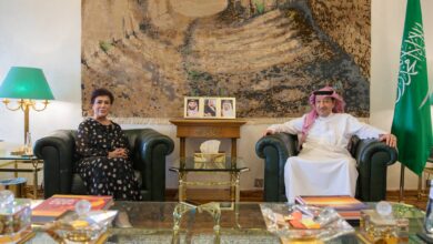 Photo of ‏نائب وزير الخارجية يستقبل سفيرة العراق المعينة حديثًا لدى المملكة السيدة صفية طالب السهيل.