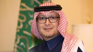 Photo of البخاري استقبل الرياشي في السفارة السعوديّة