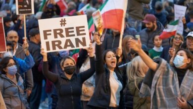 Photo of آلاف المعارضين الإيرانيين يتظاهرون في باريس ضد النظام في طهران
