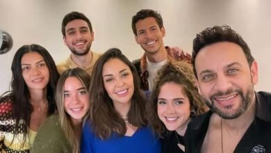 Photo of بالصورة: أبطال فيلم “أولاد حريم كريم” يحتفلون بانتهاء تصويره