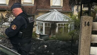 Photo of حرق منزل رئيس بلدية باريس وأسرته نائمة!