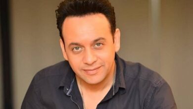 Photo of ظهور نادر لزوجة مصطفى قمر.. وجمالها حديث الجمهور – بالصور