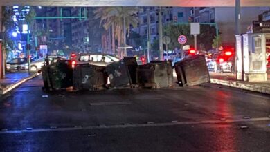 Photo of بالفيديو: قطع طريق كورنيش المزرعة