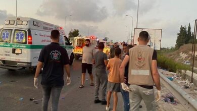 Photo of بالفيديو: قتلى في حادث سير على أوتوستراد الزهراني