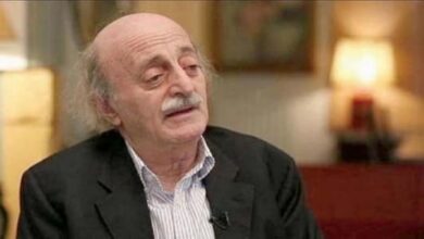 Photo of جنبلاط يكشف عن مفاجأة بشأن “الحرب في لبنان”.. ماذا قال؟