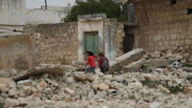 Photo of فيديو يظهر لحظات مرعبة عاشها النازحون داخل المدرسة في غزة
