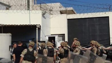 Photo of قوى الأمن تسرد ما حصل في سجن زحلة.. إليكم أسماء السجناء الذين قضوا خلال الحريق