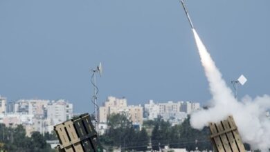 Photo of الحزب يعلن استهداف مواقع العدو جنوبا وإصابتها “بشكل مباشر”