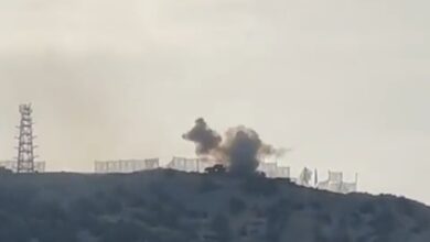Photo of بالفيديو – لحظة استهداف ⁧‫حزب الله‬⁩ في ⁧‫لبنان‬⁩ ثلاثة مواقع عسكرية لجيش الاحتلال على الحدود مع فلسطين المحتلة