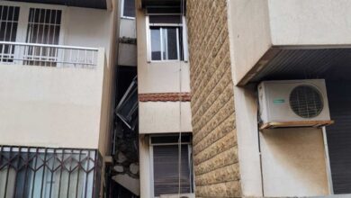 Photo of بالصوَر والفيديو: انهيار مبنى في المنصورية!