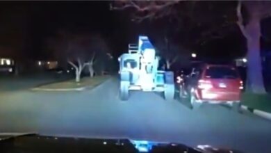 Photo of بالفيديو: مطاردة غريبة… طفلٌ يقود شاحنة مسروقة!