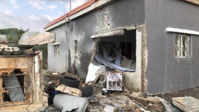 Photo of قتيلان إثر استهداف الطيران الإسرائيلي لمنزل في ياطر