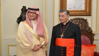 Photo of البخاري بضيافة الراعي: تحذير من مؤامرة وتشديد على التمديد!